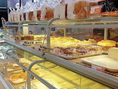 面包甜点陈列柜-沁园(加州财信店)