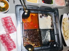 -海底捞火锅(关山保利店)