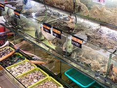 -覃记海鲜美食餐厅