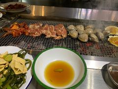 -马路牙子地桌烤肉(工体店)