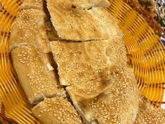 新疆马尔龙烤馕-马尔龙新疆饭店·清真(长青路店)