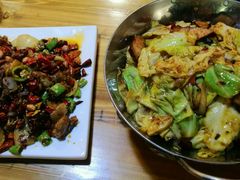 -自贡盐帮菜·玩辣餐厅(樱花园西街店)
