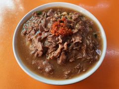 湿炒牛肉粿条-阿伟牛肉店(东山店)