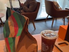 -星巴克(桂林国贸益华城店)