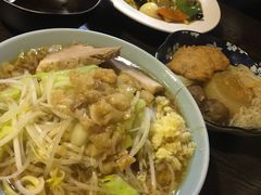 -拉面莊夢語＆中华料理八椿