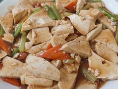 -何适山庄 ·可团建(水长城P2停车场店)