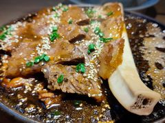 招牌田园火焰牛肋骨-蜜桃餐厅·伴山(绿宝广场店)