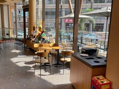 -星巴克臻选(中山石岐大信新都汇店)