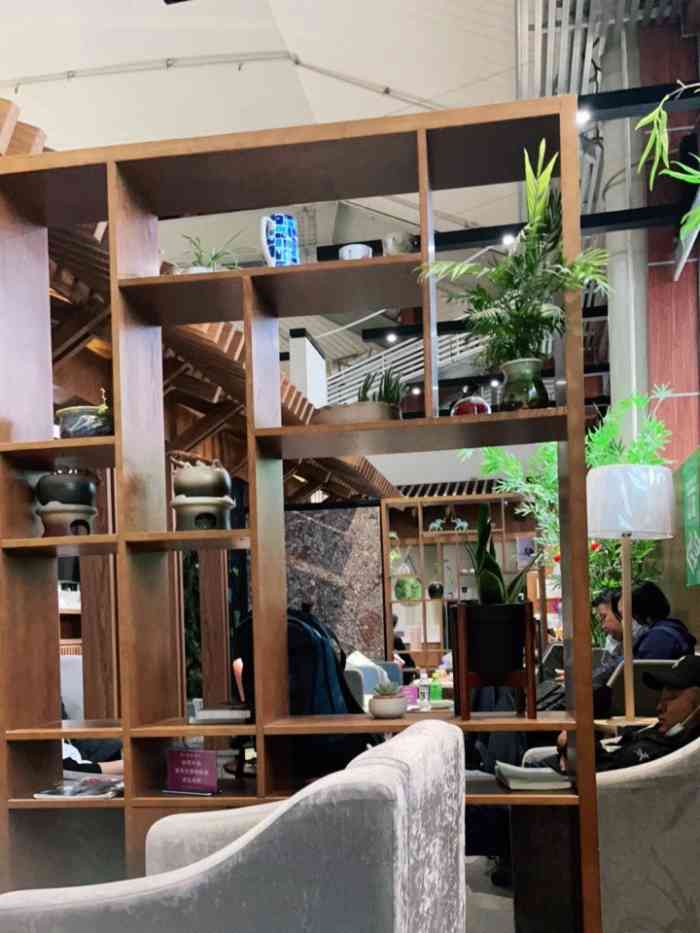 百事特商务贵宾厅-"丽江玩了几天 ,在丽江机场的招行vip贵.