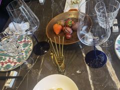 -海派悦庭·海胆烧麦·新融合菜(凯德广场店)