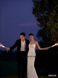 -全城热恋璀璨婚纱摄影(国贸总店)