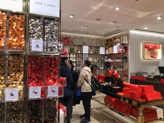 -VENCHI 闻绮(北京国贸商城店)