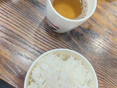 -愉肴麻辣香锅(中山路店)