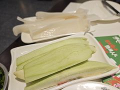 -咱屯子铁锅炖直营店(保利店)