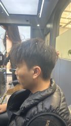-藤野造型•烫染专业店