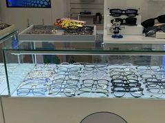 -EYEcare眼镜店(南京东路店)
