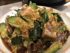 二两猪头肉-以前的小酒馆(中山广场店)