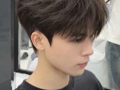 -鸿通城购物中心