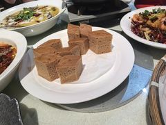 -花溪雨·森林餐厅(石基店)