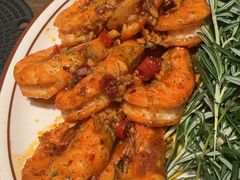 西班牙蒜香油爆虾-ZAFFERANO西班牙海鲜饭(上海首店)