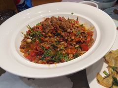 -黄泥岗·地道湖北菜(奥特莱斯店)