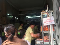 -Bánh Mì Huynh Hoa