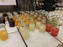 -圣丰索菲特·2 On 988 Café 自助餐厅