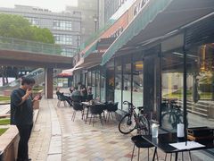-麦凯伦烧烤·精酿超级工厂店(金桥总店)