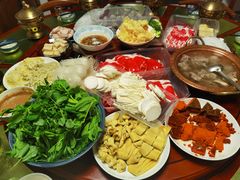 -胡记饭店(保工街店)