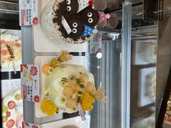-花花卷卷·鲜食蛋糕(静安久光百货店)