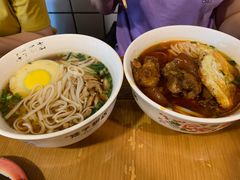 -矮子粉店1985·长沙米粉(湘春路店)