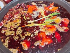 -旧街市鲜货老火锅(大光路店)