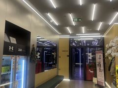 -Z&B Fitness Studio·Gym(前滩L+PLAZA店)