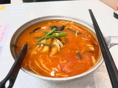 -汤小云火锅米线(钻汇广场店)