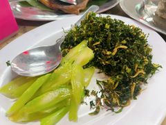 -明记烧鱼美味店