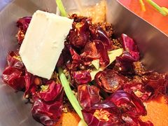 -沸炉重庆老火锅(军事博物馆店)