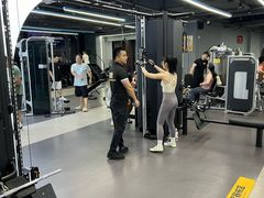 -超鹿运动(五四路恒力城店)