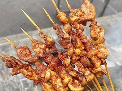 -劳动公园新疆人烤腰子