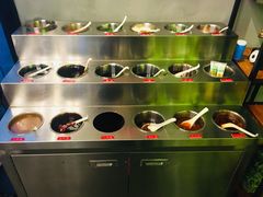 自助调料区-红钳侠小龙虾·烧烤(中赢康康谷店)
