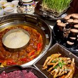 欢迎来到九零年代主题火锅店[礼花]