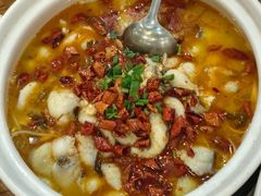 -鱼众不同·鸡公煲·烤全鱼(国顺路店)