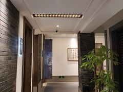 -梅花香里大酒店(郁金香路店)