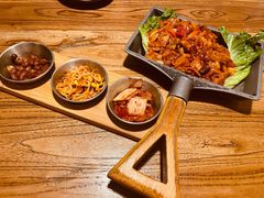 -恩你小木屋·韩式料理(假日广场店)