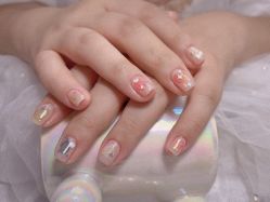 -UN·桃喜日系美睫美甲