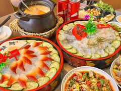 -官塘鱻鱻鱼生·潮汕生腌·砂锅粥(西马路总店)