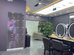 -藤野造型烫染·漂发