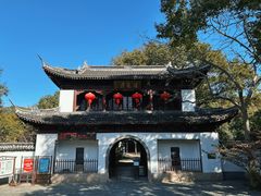 -汇龙潭