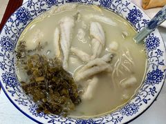 -明呈黄鱼面馆(斜土路店)
