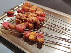 -围炉肉舍•炭烤活鳗•丹东海鲜烤肉(步行街店)