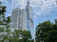 -紫峰大厦
